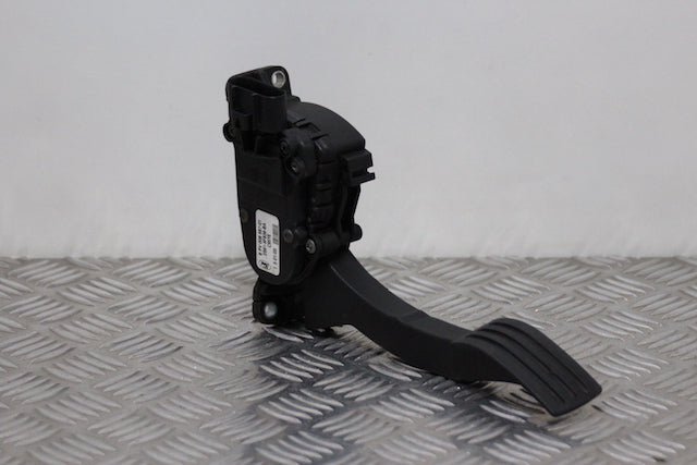Ford Fiesta Accelerator Throttle Pedal 