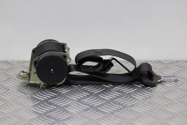 Fiat Punto Seat Belt Rear Centre 
