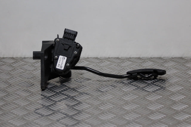 Opel Meriva Accelerator Throttle Pedal 