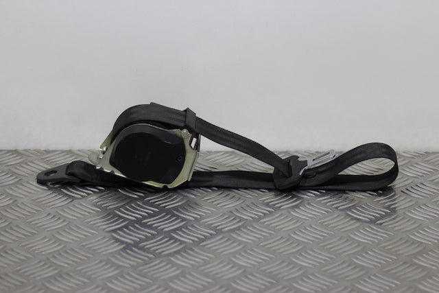 Citroen Picasso Seat Belt Rear Drivers Side (2006)