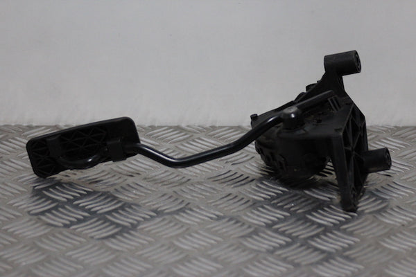 Opel Corsa Accelerator Throttle Pedal (2008) - 1