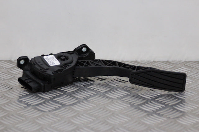 Suzuki Vitara Accelerator Throttle Pedal (2008)
