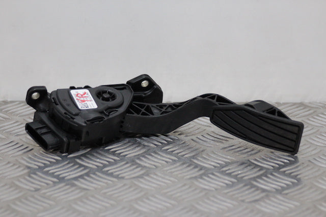Suzuki Sx4 Accelerator Throttle Pedal (2009)