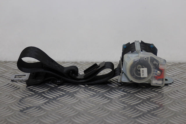 Hyundai i20 Seat Belt Rear Centre 