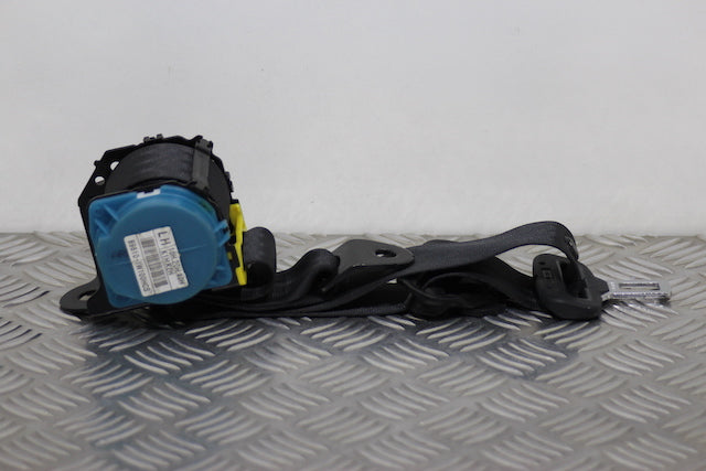 Kia Rio Seat Belt Rear Passengers Side 