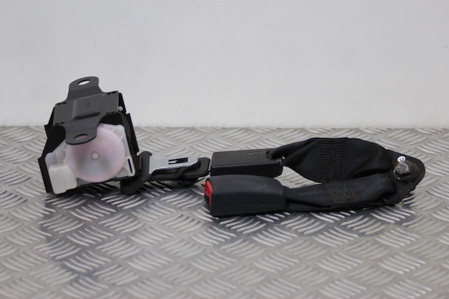 Nissan Almera Seat Belt Rear Centre 