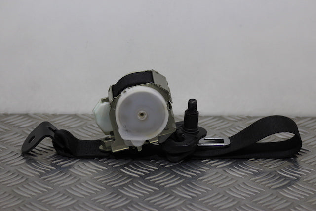 Opel Vectra Seat Belt Rear Drivers Side (2000)