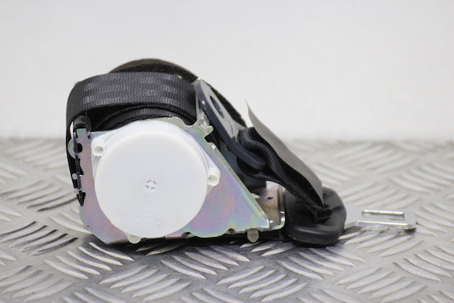 Peugeot 3008 Seat Belt Rear Drivers Side (2014)