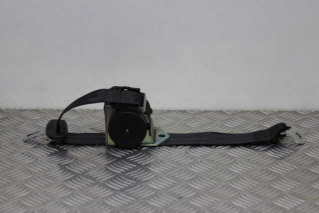 Skoda Octavia Seat Belt Rear Drivers Side 