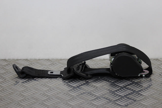 Renault Laguna Seat Belt Rear Centre 