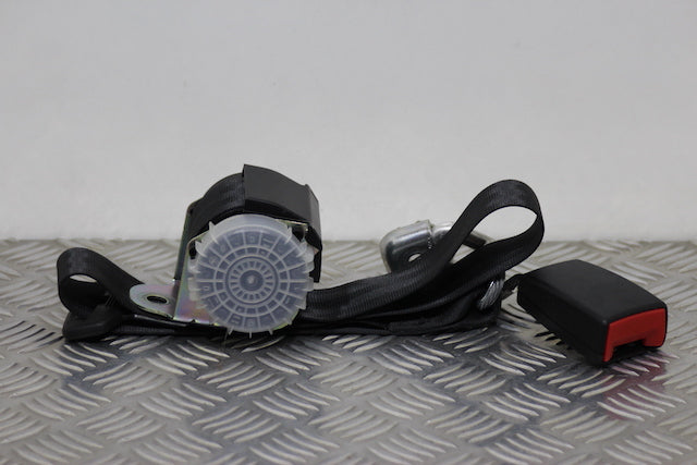 Seat Leon Seat Belt Rear Centre 