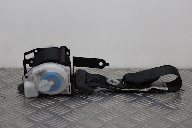 Toyota Avensis Seat Belt Rear Passengers Side 