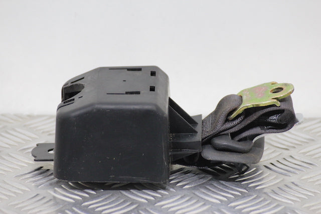 Toyota Corolla Seat Belt Rear Centre 