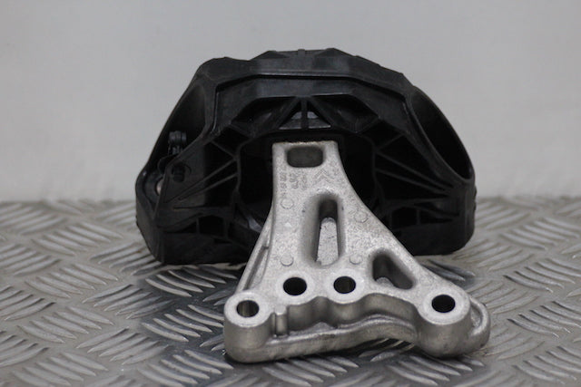 Peugeot 208 Engine Mounting Drivers Side 