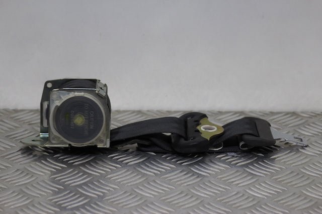 Toyota Yaris Seat Belt Rear Passengers Side 