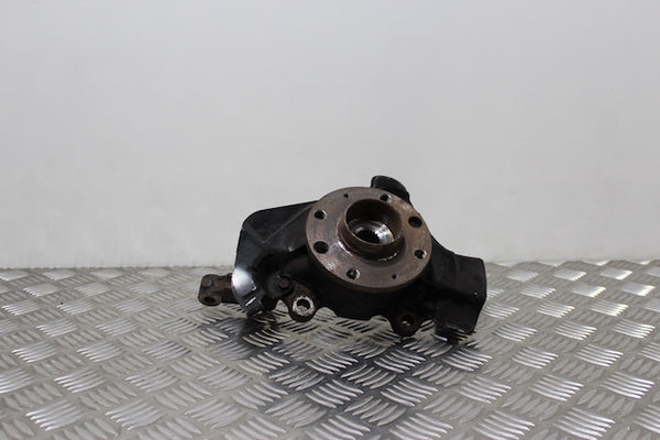 Fiat Punto Stub Axle with Hub and Bearing Front Passengers Side (2009) - 1