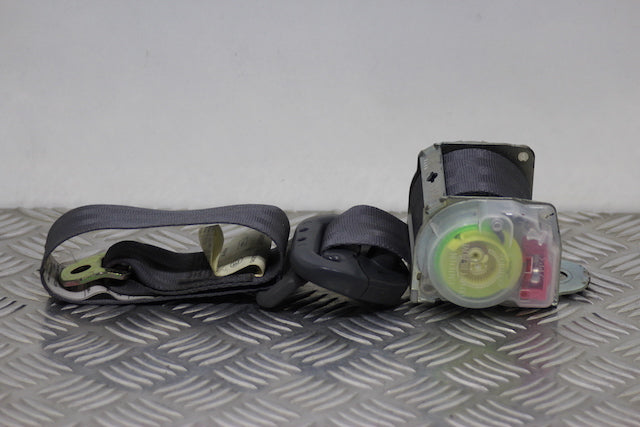 Toyota Starlet Seat Belt Rear Passengers Side 