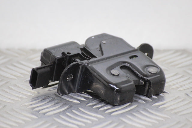 Renault Clio Tailgate Boot Lock (2013)