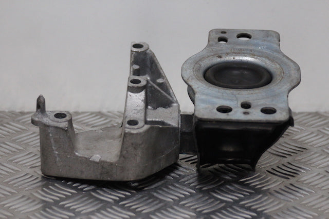 Renault Megane Engine Mounting Drivers Side (2008)