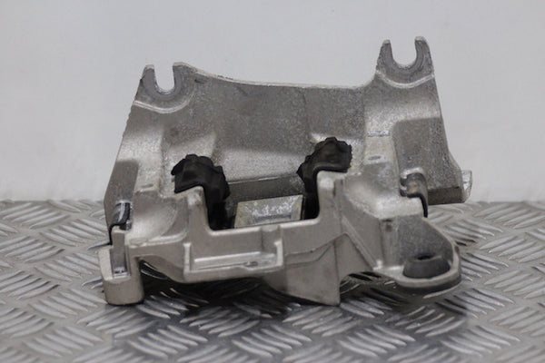 Renault Scenic Gearbox Mounting (2011) - 1
