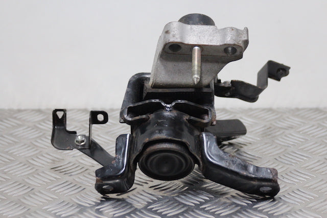 Toyota Auris Engine Mounting Drivers Side 