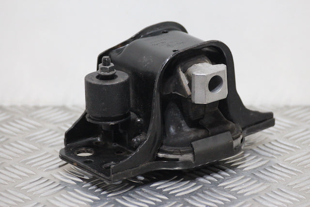 Nissan Qashqai Engine Mounting Drivers Side 