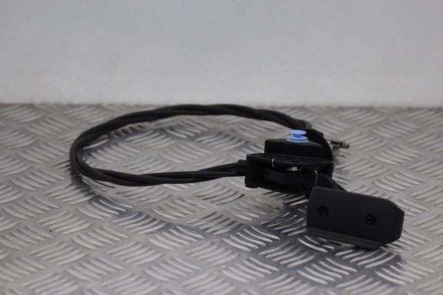 Peugeot 3008 Bonnet Cable 