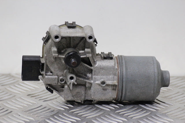 Ford Focus Wiper Motor Front (2010) genuine OEM used part - CarBreakers.ie
