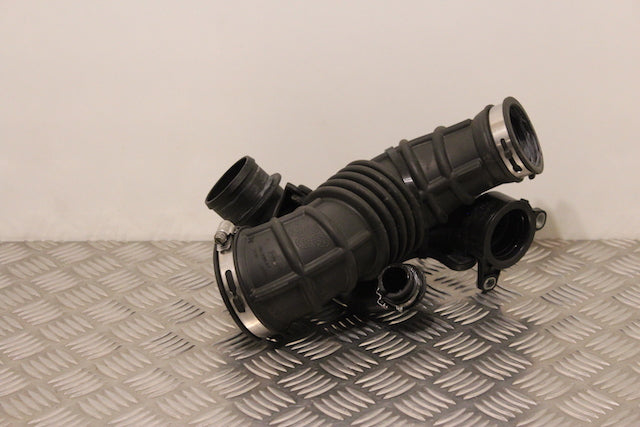 Ford Kuga Air Feed Pipe from Airbox to Turbo 