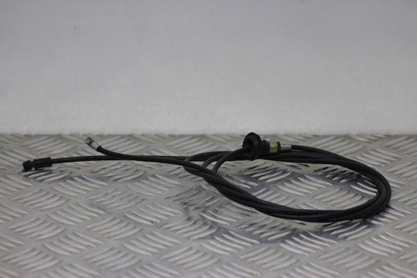 Toyota Avensis Bonnet Cable (2006) - 1