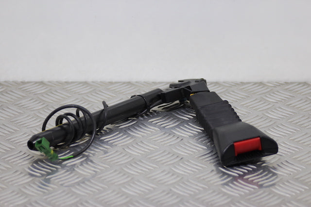 Opel Astra Seat Belt Buckle Lock Front Passengers Side 
