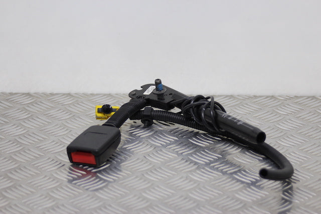 Ford Fiesta Seat Belt Buckle Lock Front Passengers Side 