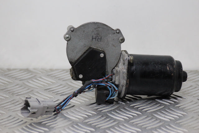 Suzuki Swift Wiper Motor Front (2007) genuine OEM used part - CarBreakers.ie