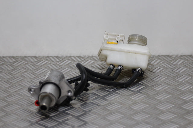 Fiat Punto Brake Master Cylinder 