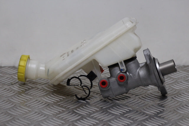 Peugeot 207cc Coupe Brake Master Cylinder 