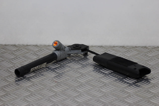 Renault Laguna Seat Belt Lock Tensioner Front Passengers Side No2 (2009)