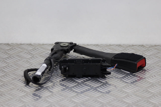 Opel Corsa Seat Belt Buckle Lock Front Passengers Side 