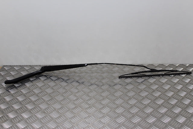 Ford Fusion Wiper Front Passengers Side 