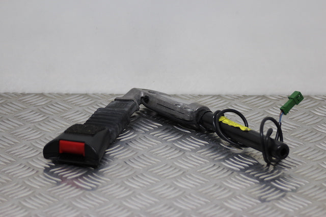 Opel Vectra Seat Belt Buckle Lock Front Drivers Side 