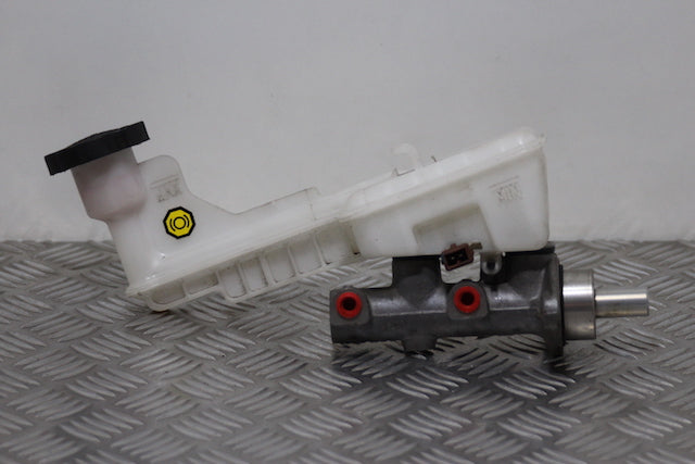Hyundai i10 Brake Master Cylinder 