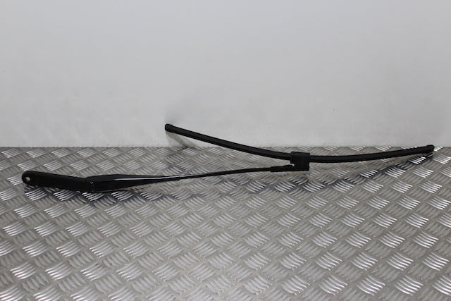 Ford Focus Wiper Front Drivers Side 