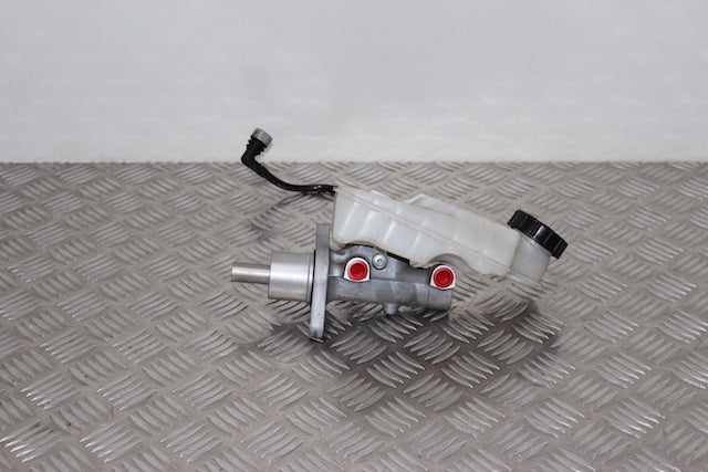 Ford Focus Brake Master Cylinder 