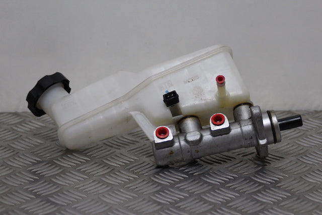 Hyundai iX35 Brake Master Cylinder 