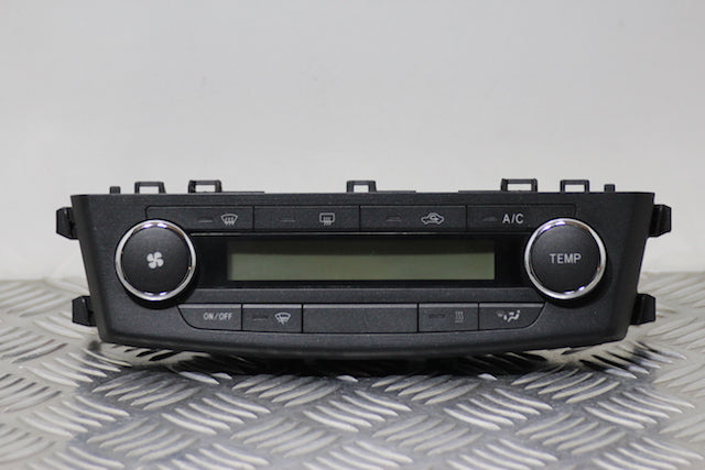 Toyota Avensis Heater Control Switch 