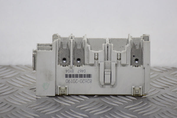 Toyota Avensis Battery Fuse Board (2011) - 1