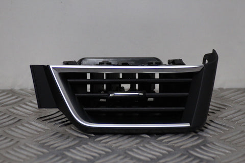 Renault Clio Dashboard Airvent Drivers Side 