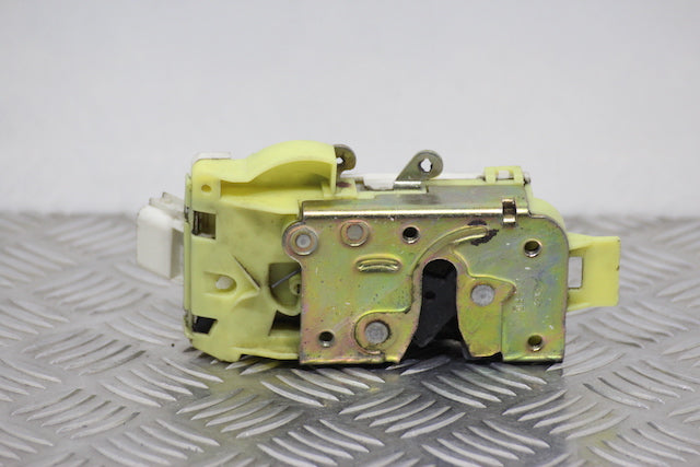 Ford Focus Door Lock Mechanism Front Passengers Side 