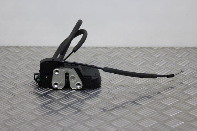 Hyundai iX35 Door Lock Mechanism Front Passengers Side 