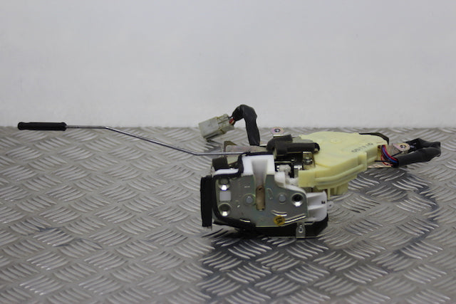 Honda Jazz Door Lock Mechanism Front Passengers Side 