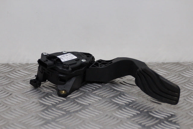 Renault Clio Accelerator Throttle Pedal 